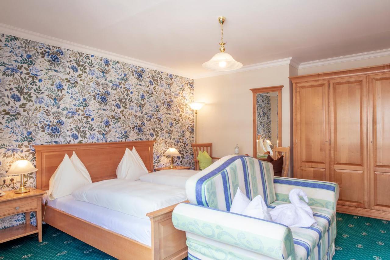 Hotel Weisser Baer Saint Wolfgang Esterno foto