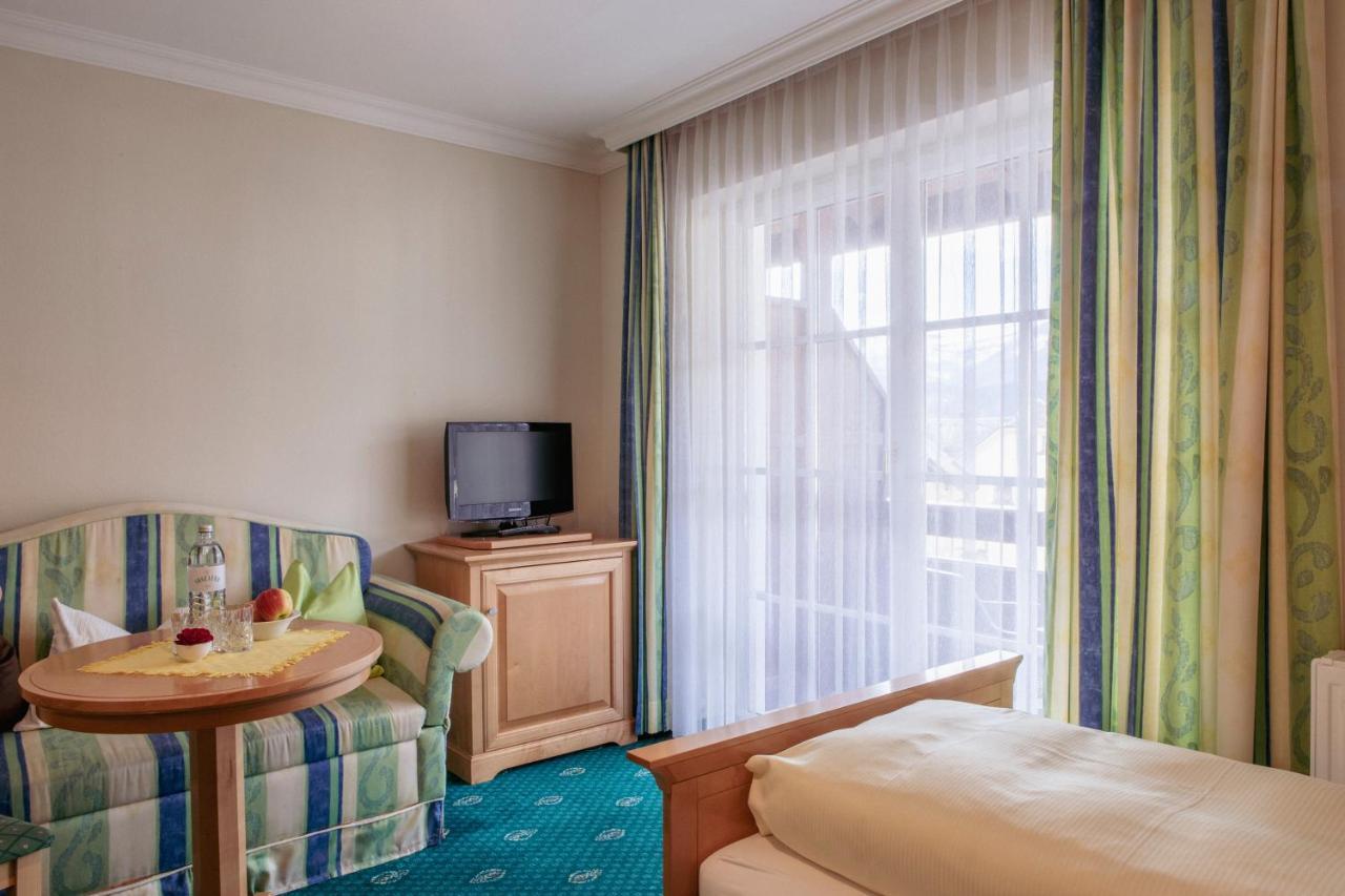 Hotel Weisser Baer Saint Wolfgang Esterno foto